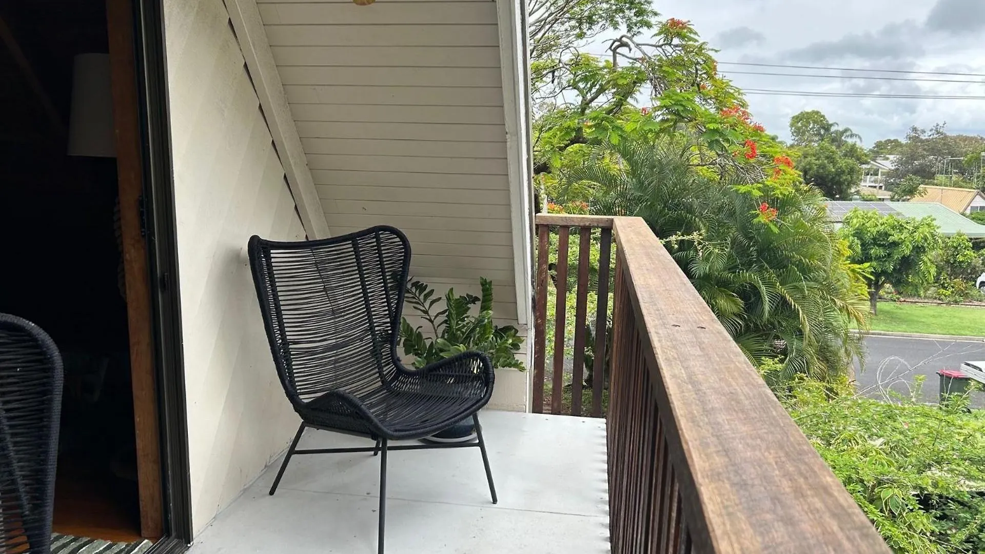 27 Green Valley Drive - Rainbow Beach. Beach Chalet. Pets Welcome Australia