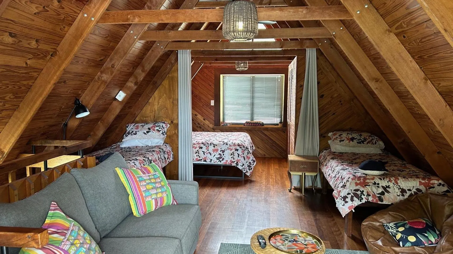 Holiday home 27 Green Valley Drive - Rainbow Beach. Beach Chalet. Pets Welcome Australia